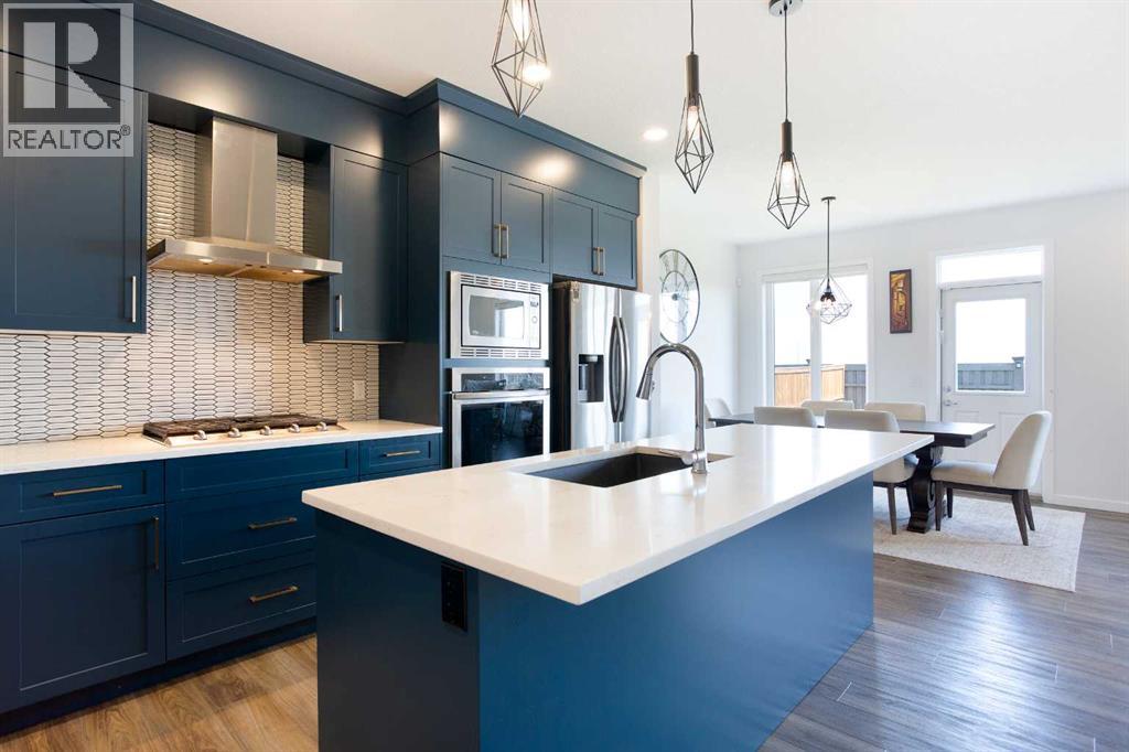 Photo 4 of 82 Magnolia Court Se, Calgary AB