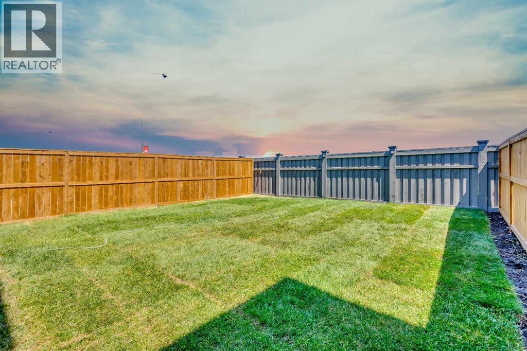 Photo 22 of 82 Magnolia Court Se, Calgary AB