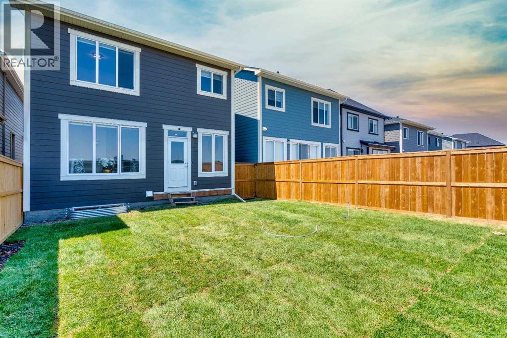 Photo 24 of 82 Magnolia Court Se, Calgary AB