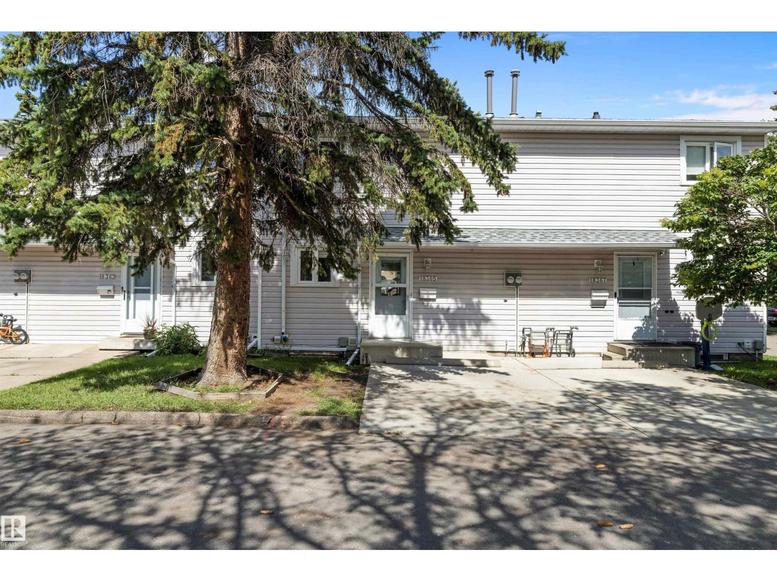 Photo 1 of 18365 66 Av Nw, Edmonton AB