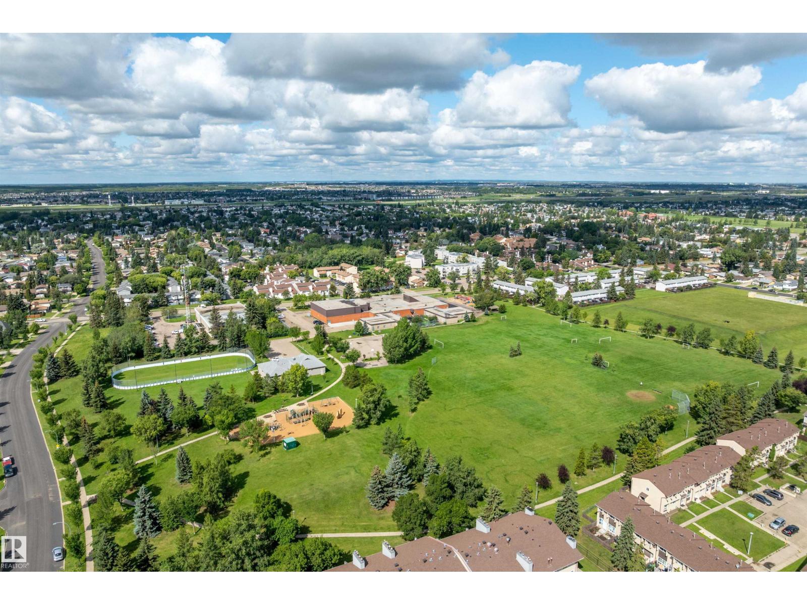 Photo 37 of 18365 66 Av Nw, Edmonton AB