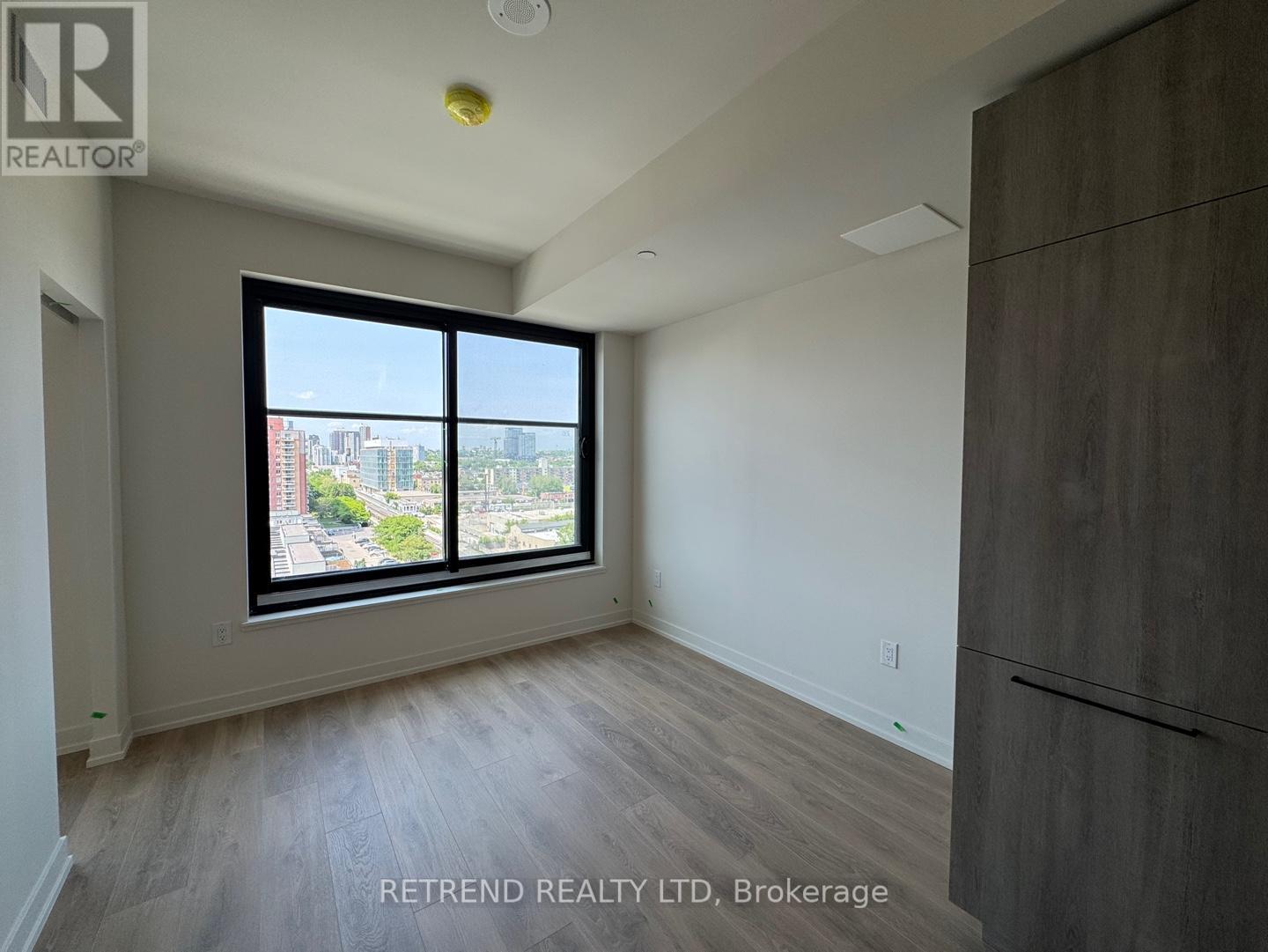 Photo 3 of 1112 181 Sterling Road, Toronto ON