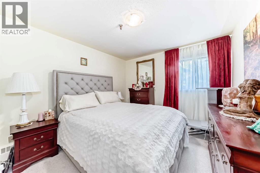 Single Family House for Sale in    Avenue Windsor Park Calgary 