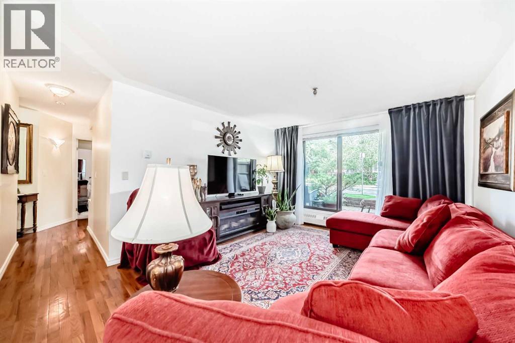 Single Family House for Sale in    Avenue Windsor Park Calgary 