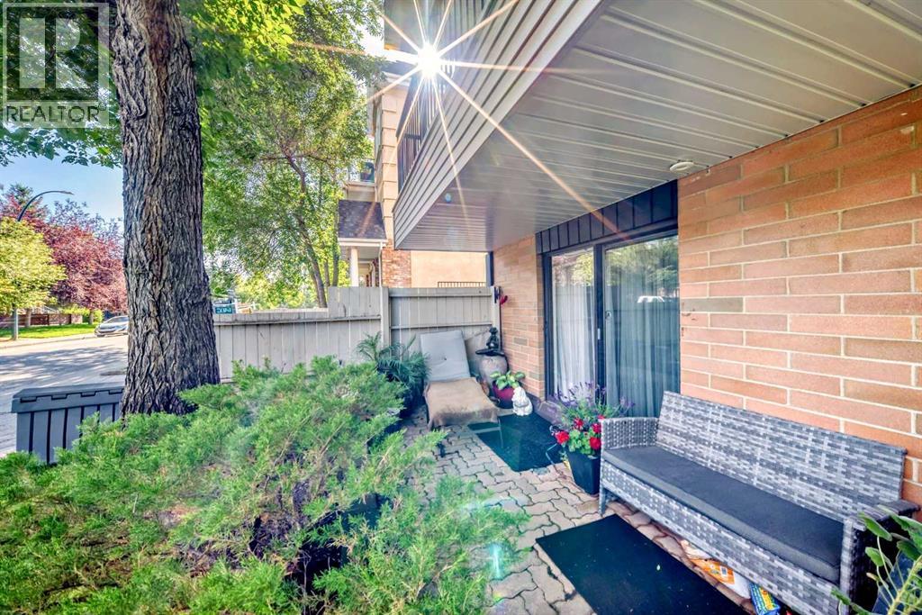 Single Family House for Sale in    Avenue Windsor Park Calgary 