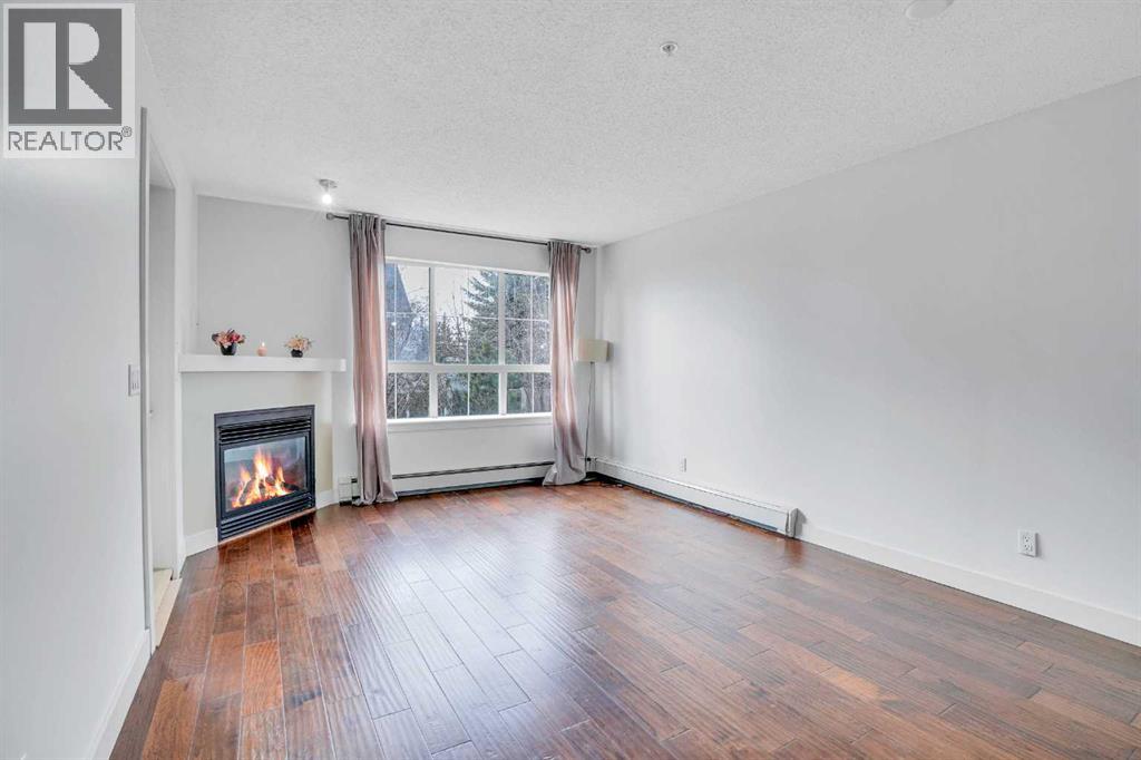 Single Family House for Sale in   Richard Court SW Lincoln Park Calgary 
