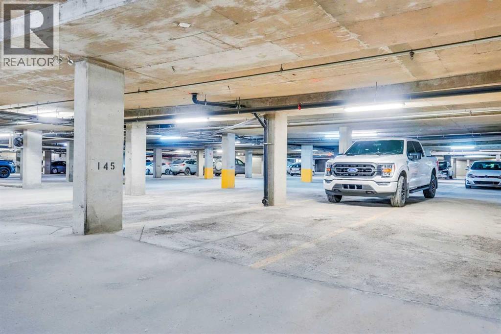 Single Family House for Sale in   Richard Court SW Lincoln Park Calgary 
