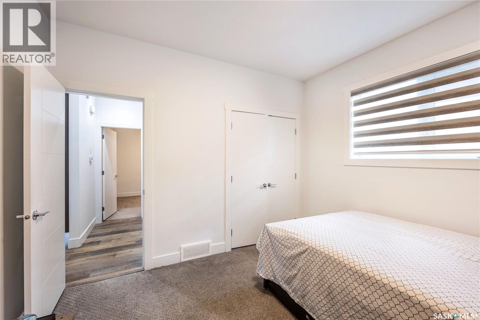 Photo 33 of 106 Kenaschuk Crescent, Saskatoon SK