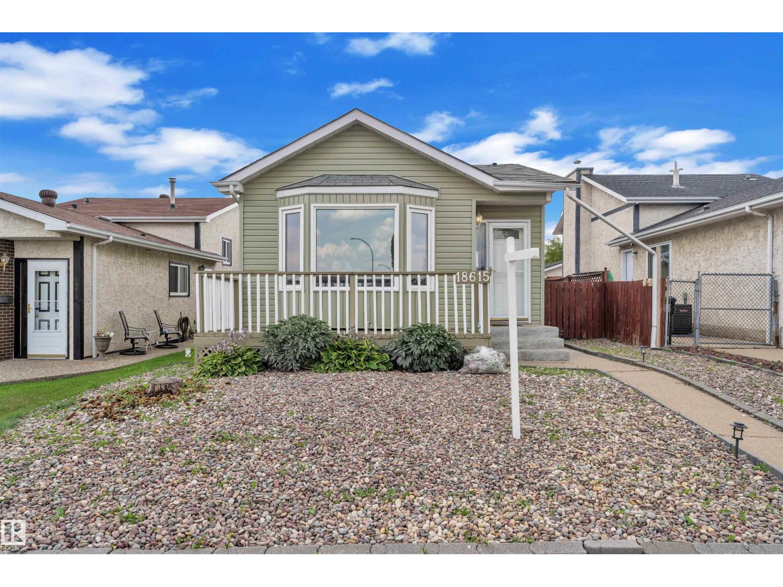 Photo 2 of 18615 75 Av Nw, Edmonton AB