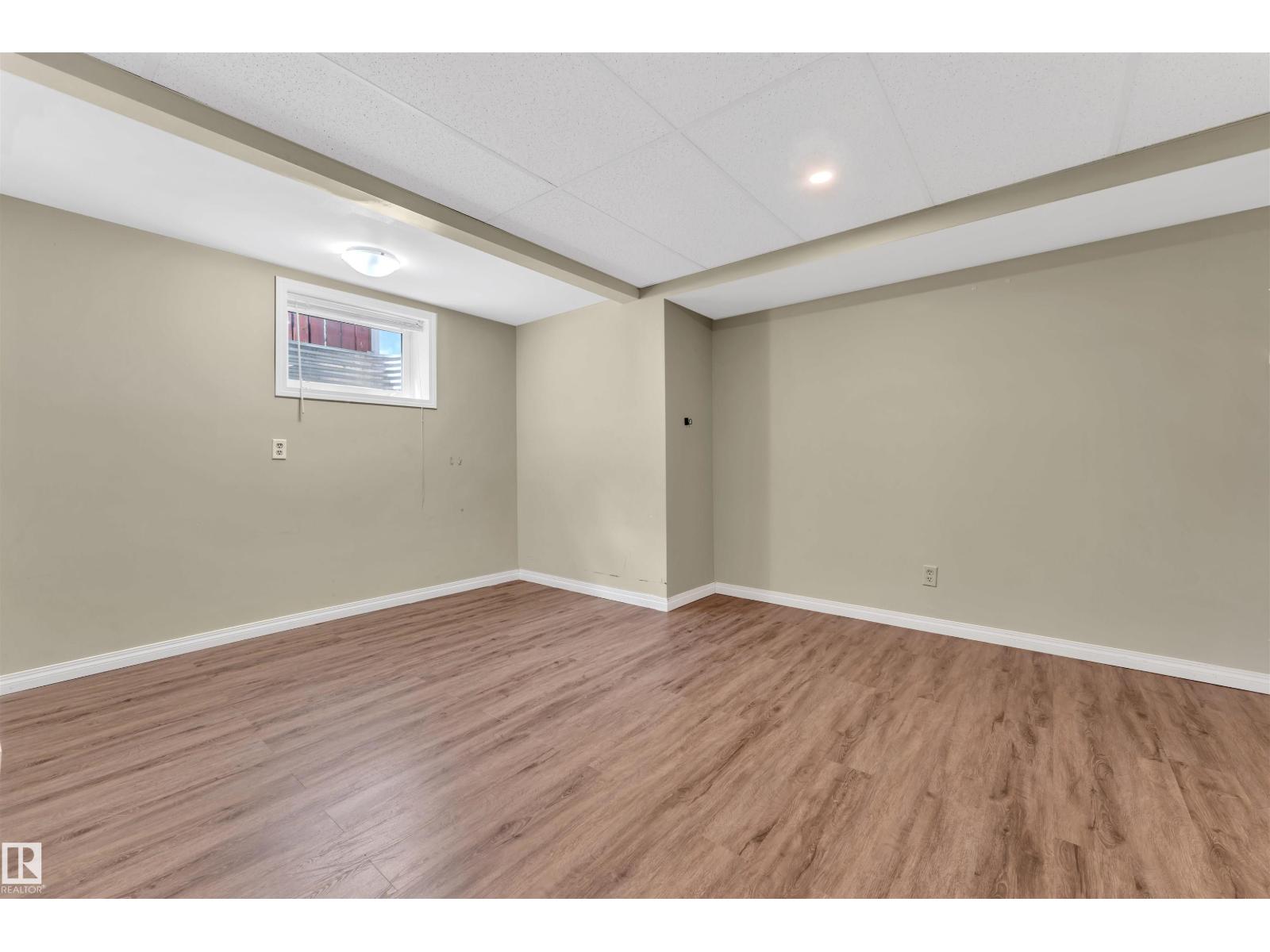 Photo 35 of 18615 75 Av Nw, Edmonton AB