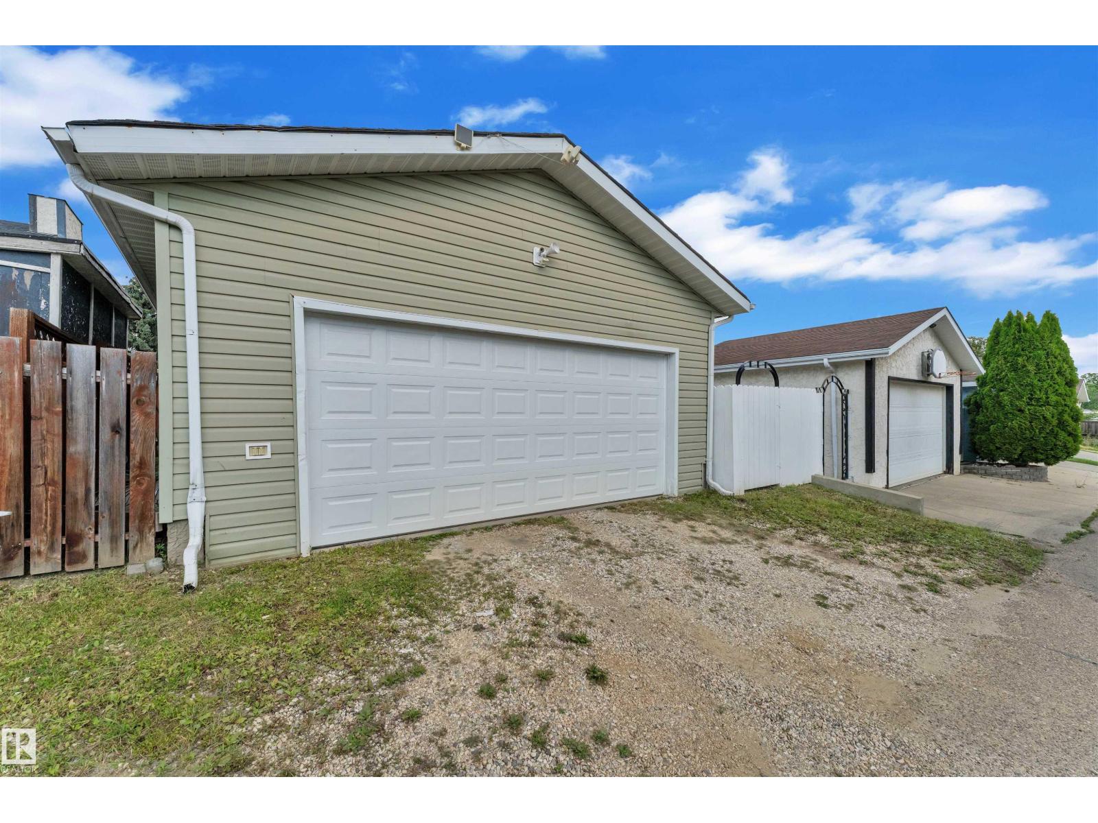 Photo 46 of 18615 75 Av Nw, Edmonton AB