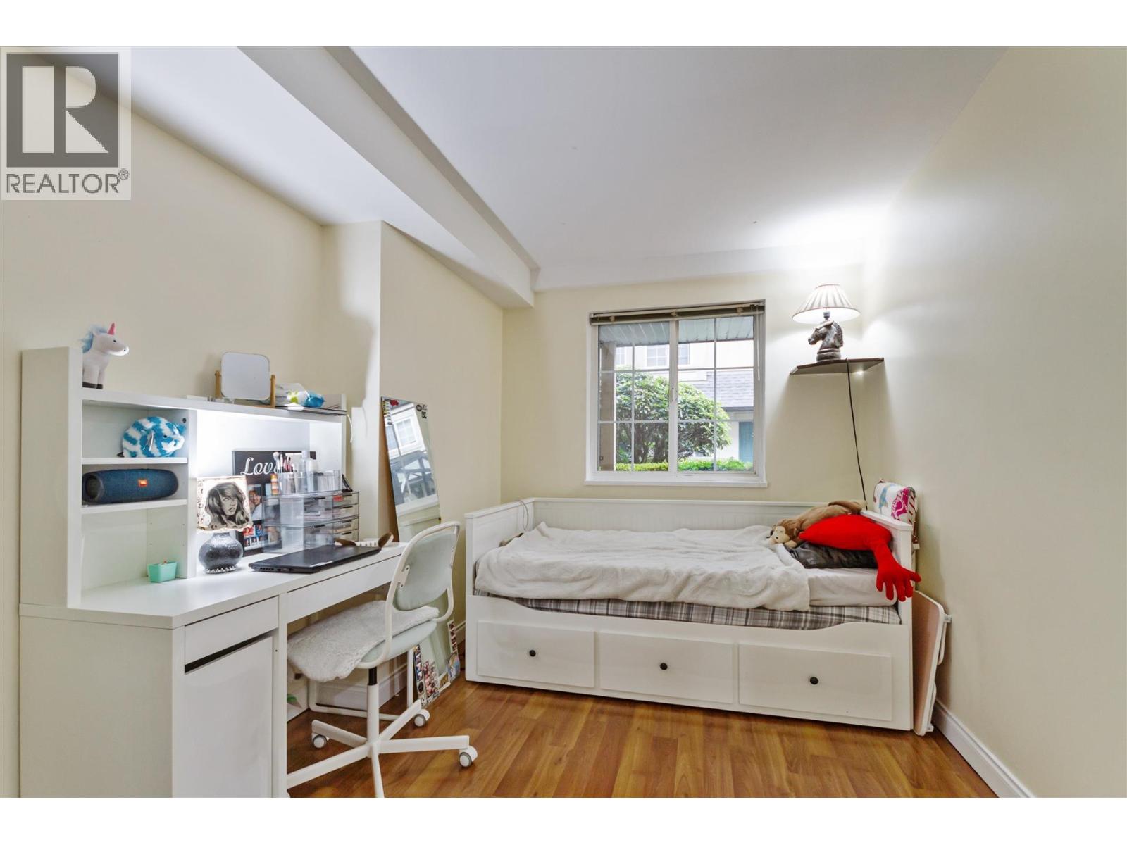 35 1561 BOOTH AVENUE, Coquitlam