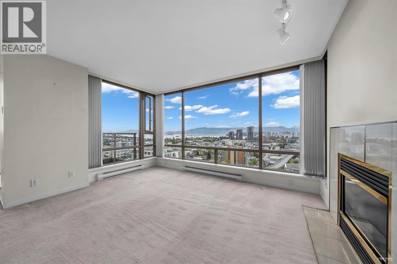 Photo 2 of 1502 1590 W 8th Avenue, Vancouver BC