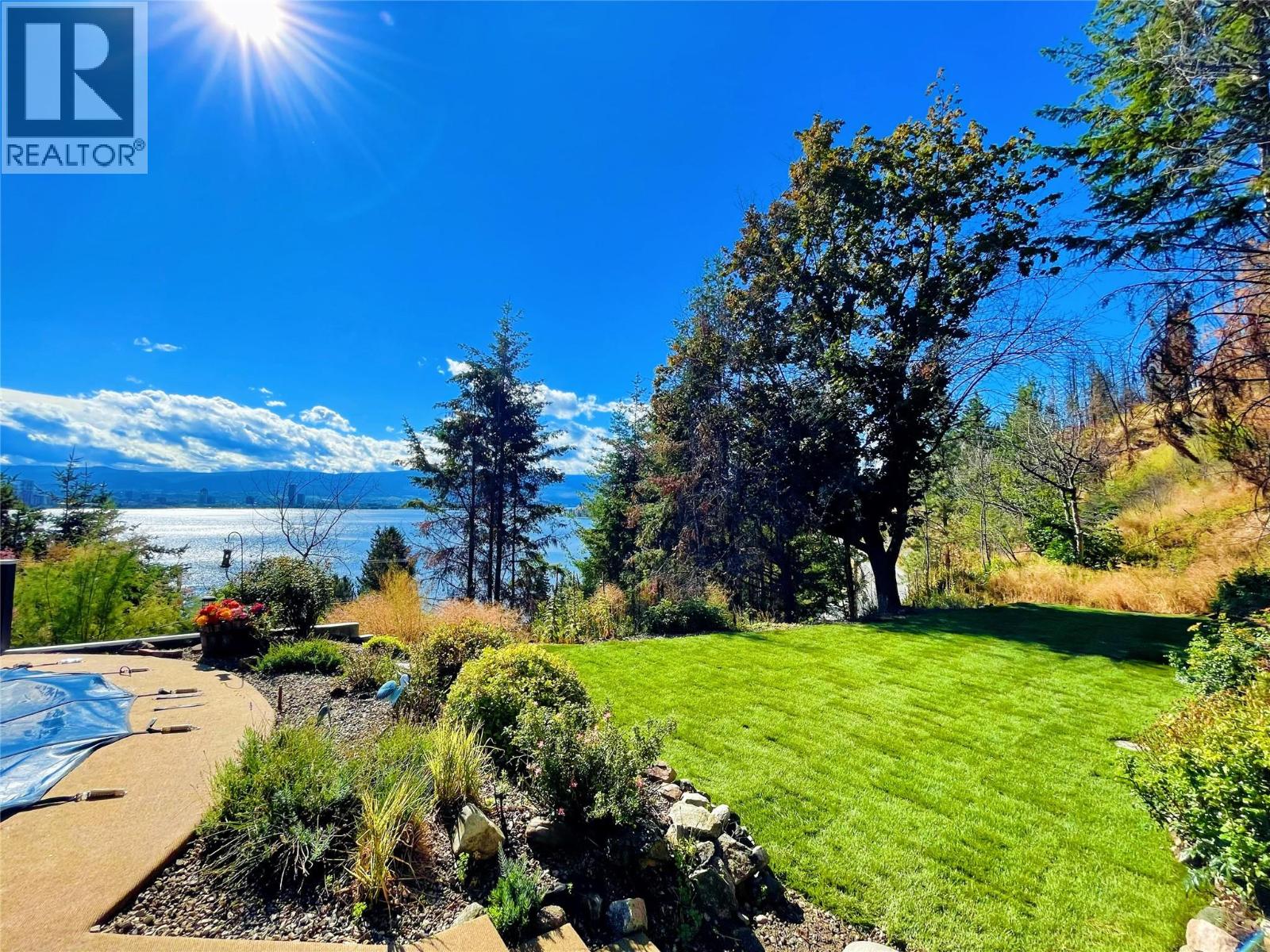  1084 Westside Road South, West Kelowna