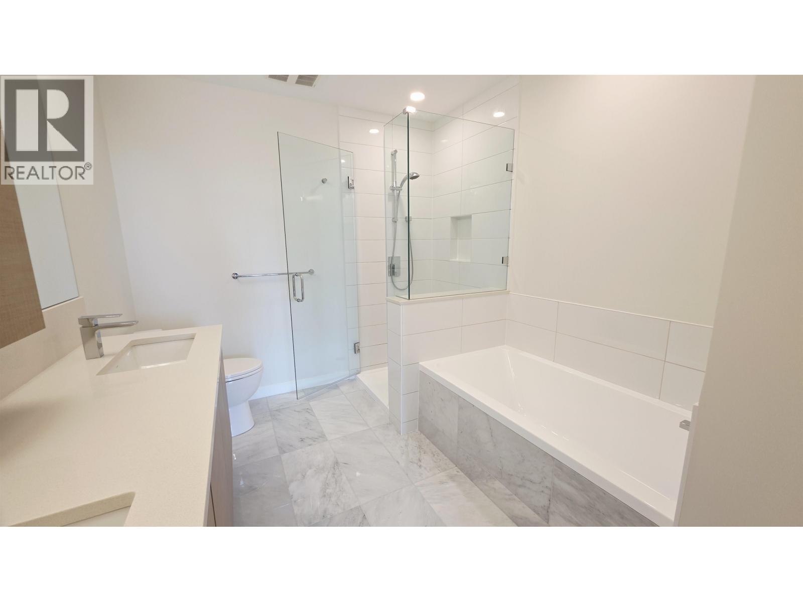 Photo 17 of 2208 2186 Gilmore Avenue, Burnaby BC
