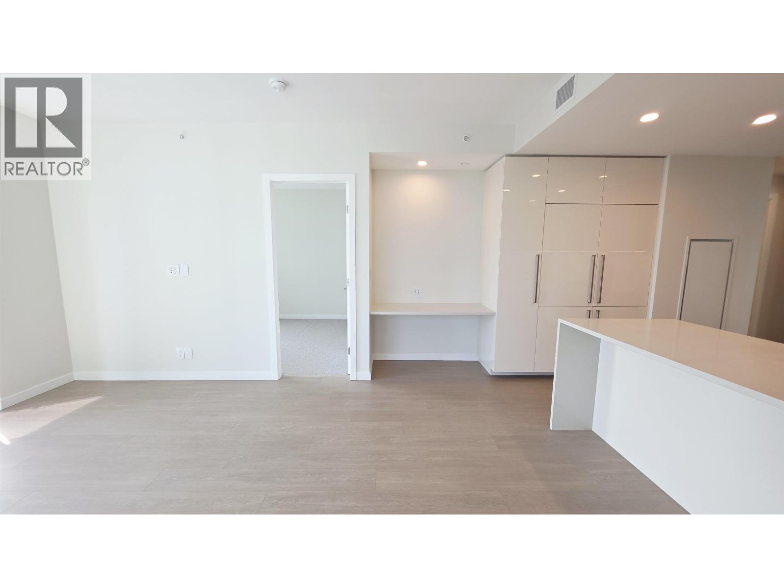 Photo 8 of 2208 2186 Gilmore Avenue, Burnaby BC