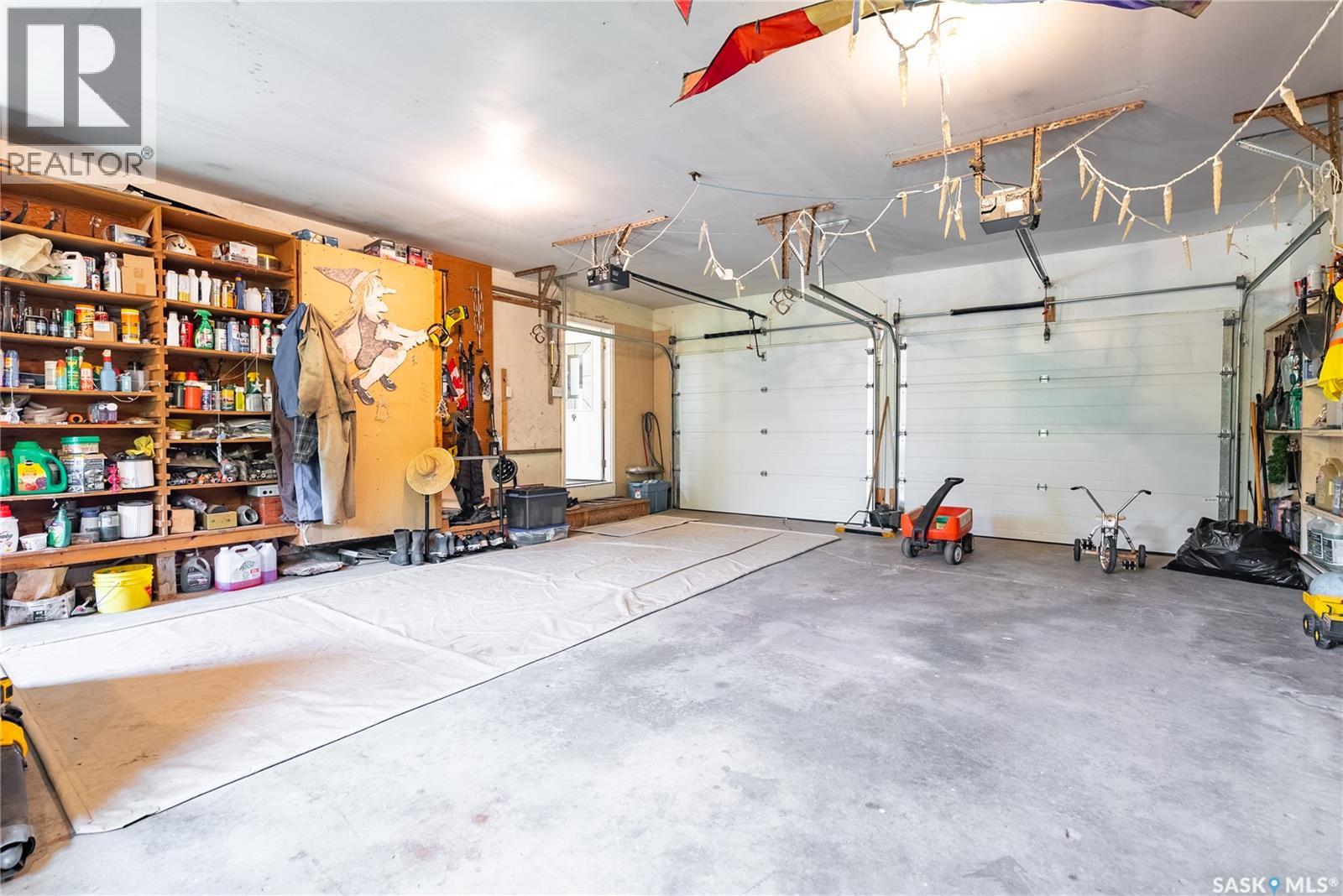 Photo 28 of 41 Silver Willow Road, Prince Albert Rm No 461 SK