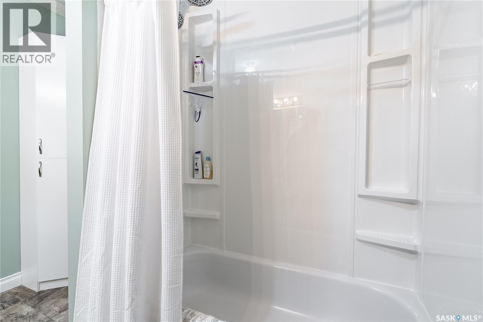 Photo 16 of 41 Silver Willow Road, Prince Albert Rm No 461 SK