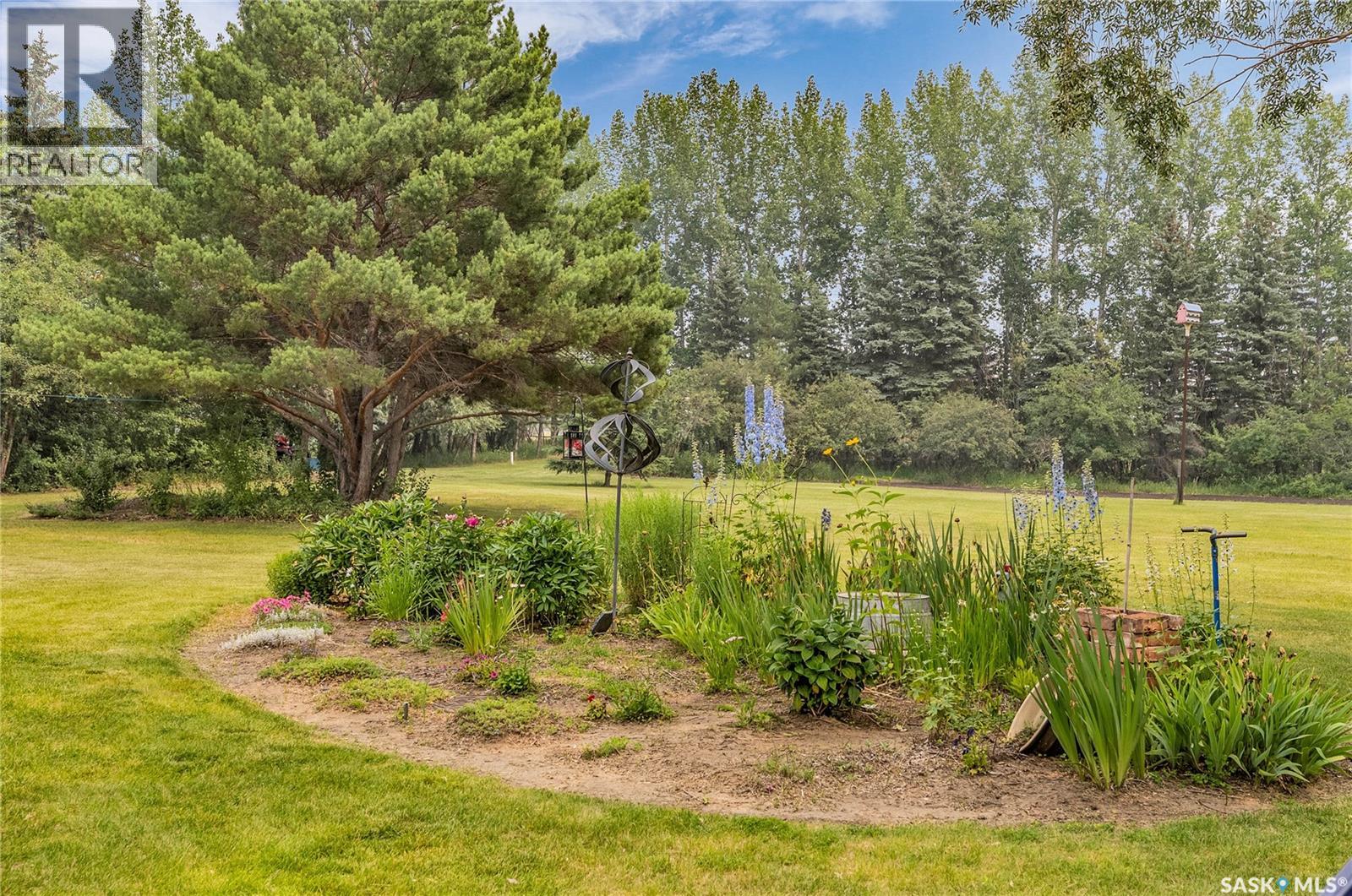 Photo 44 of 41 Silver Willow Road, Prince Albert Rm No 461 SK