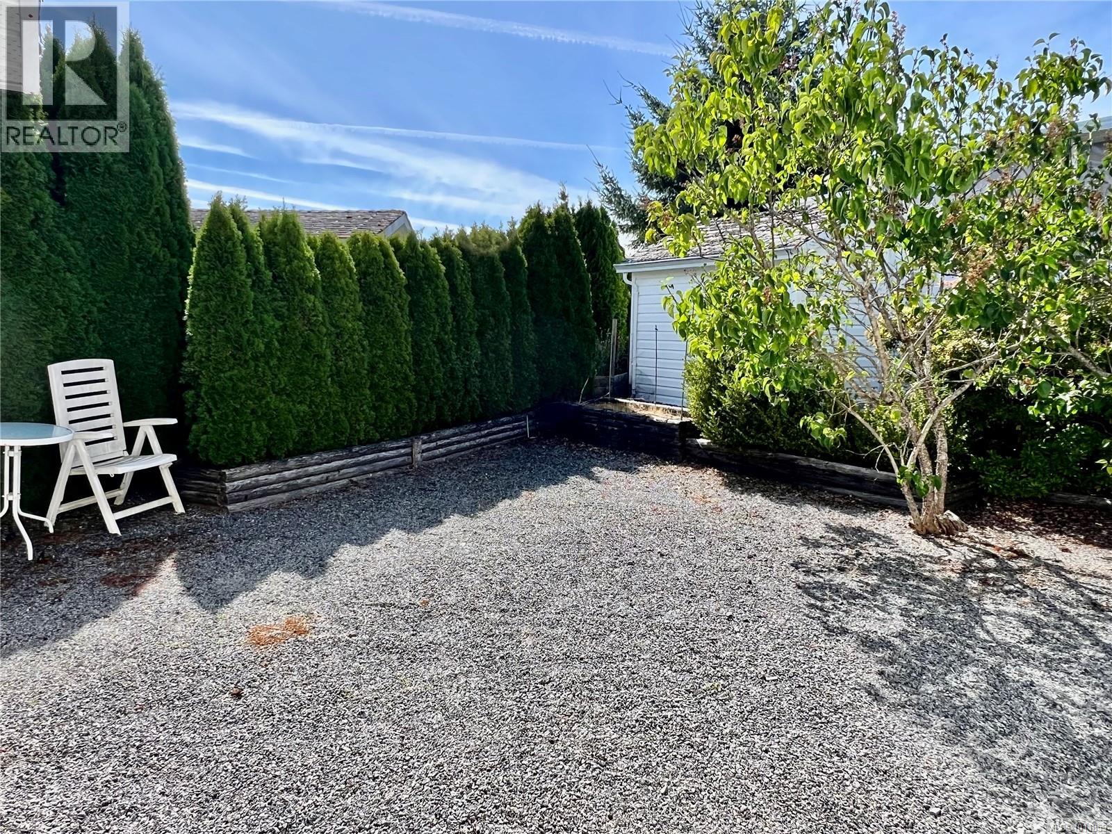 Photo 9 of 47 6325 Metral Dr, Nanaimo BC