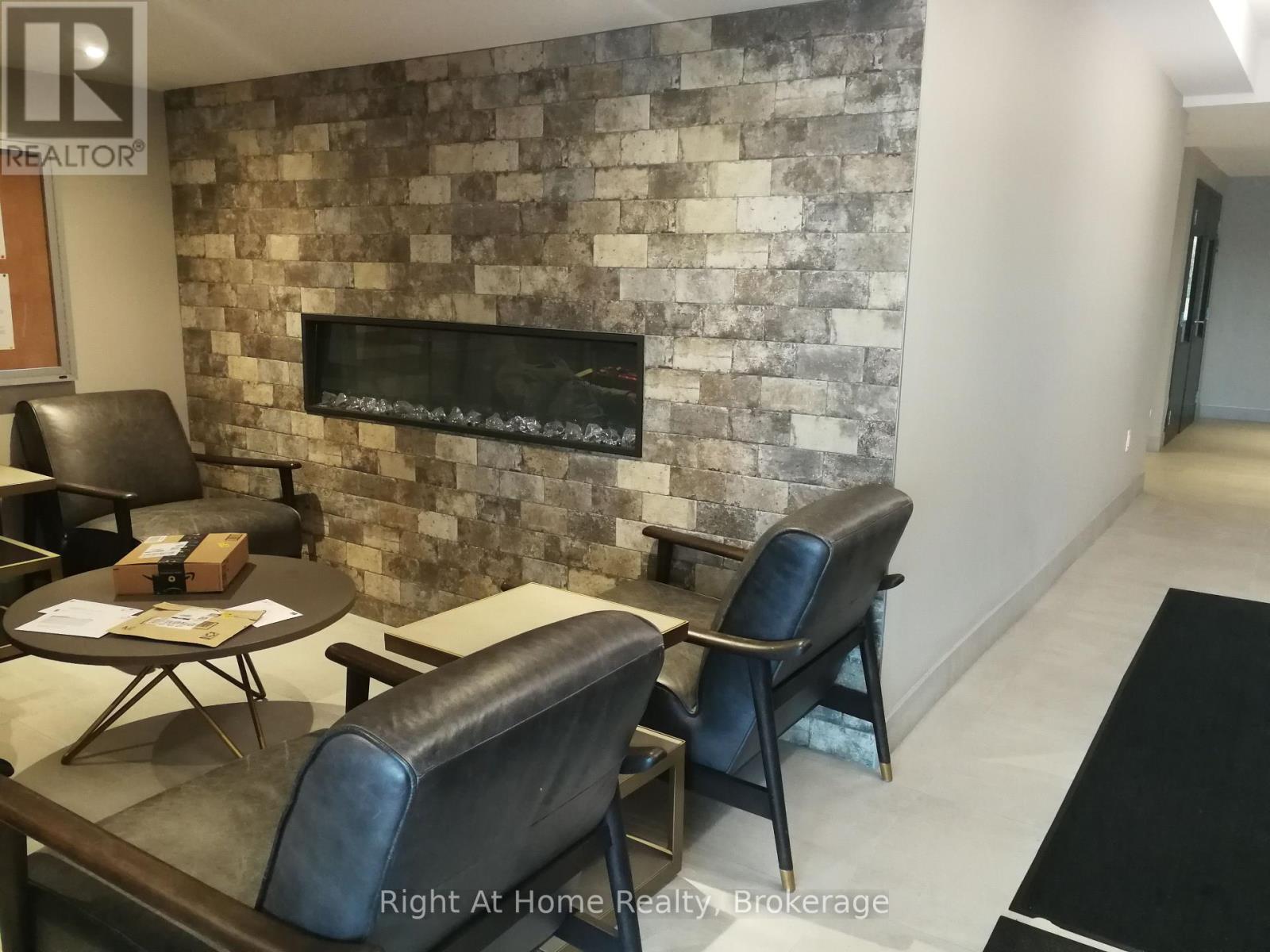 Photo 3 of 214 610 Farmstead Drive, Milton ON
