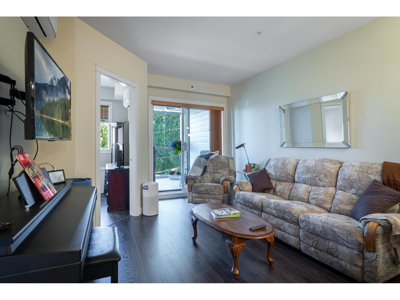 Photo 4 of 315 20376 86 Avenue, Langley BC