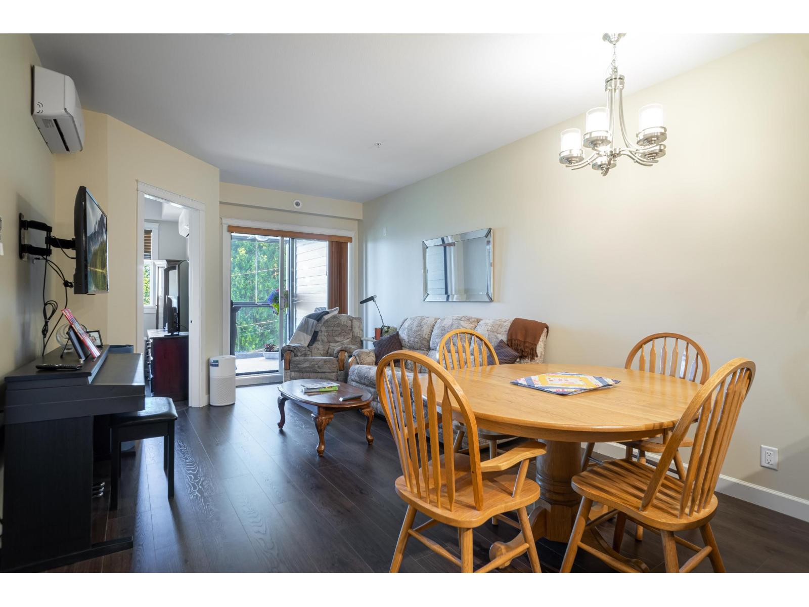 Photo 6 of 315 20376 86 Avenue, Langley BC