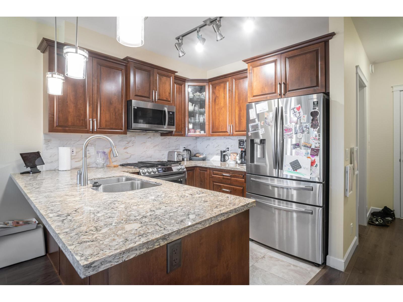 Photo 8 of 315 20376 86 Avenue, Langley BC