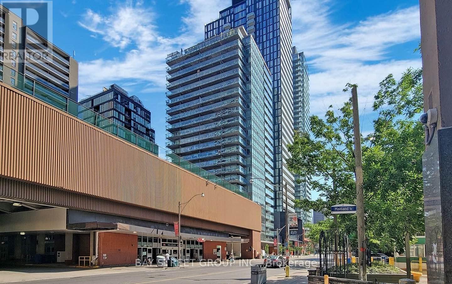 Photo 10 of 1602 22 Wellesley Street E, Toronto ON