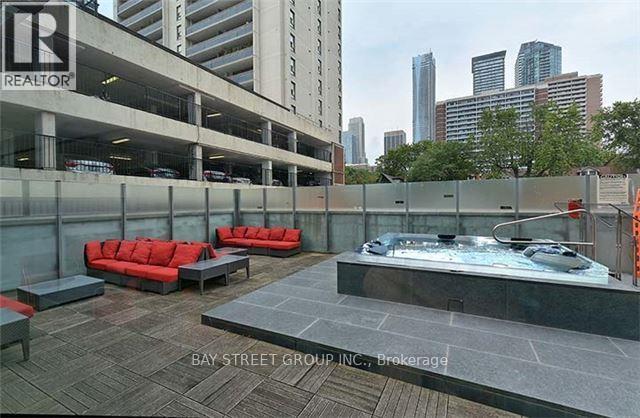 Photo 14 of 1602 22 Wellesley Street E, Toronto ON