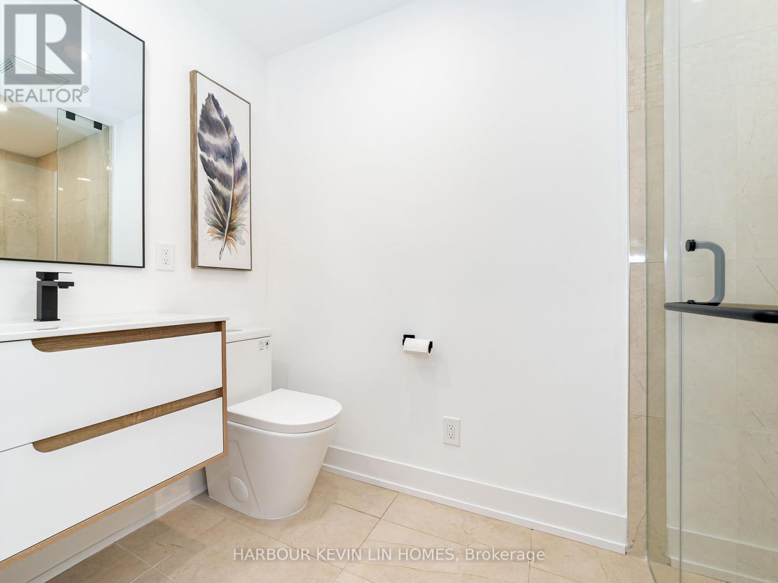 Photo 26 of 19 Willett Crescent, Richmond Hill ON
