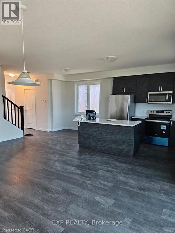 Photo 3 of 89 Moon Crescent Unit Upper, Cambridge ON