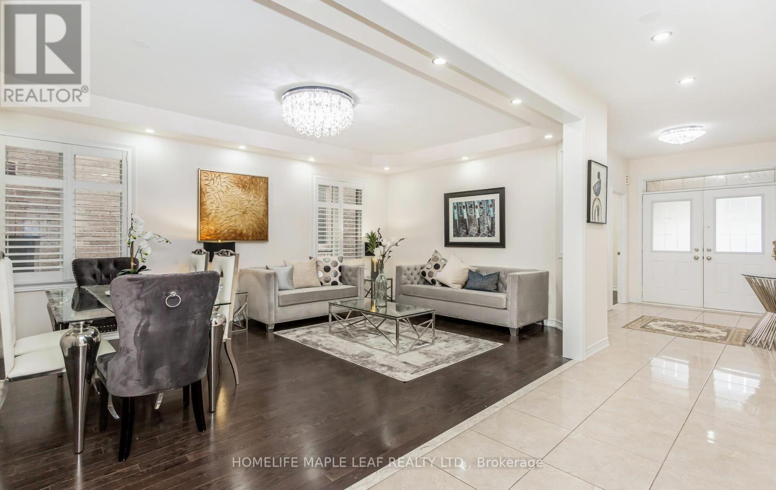Photo 12 of 11 Cloverhaven Road, Brampton ON
