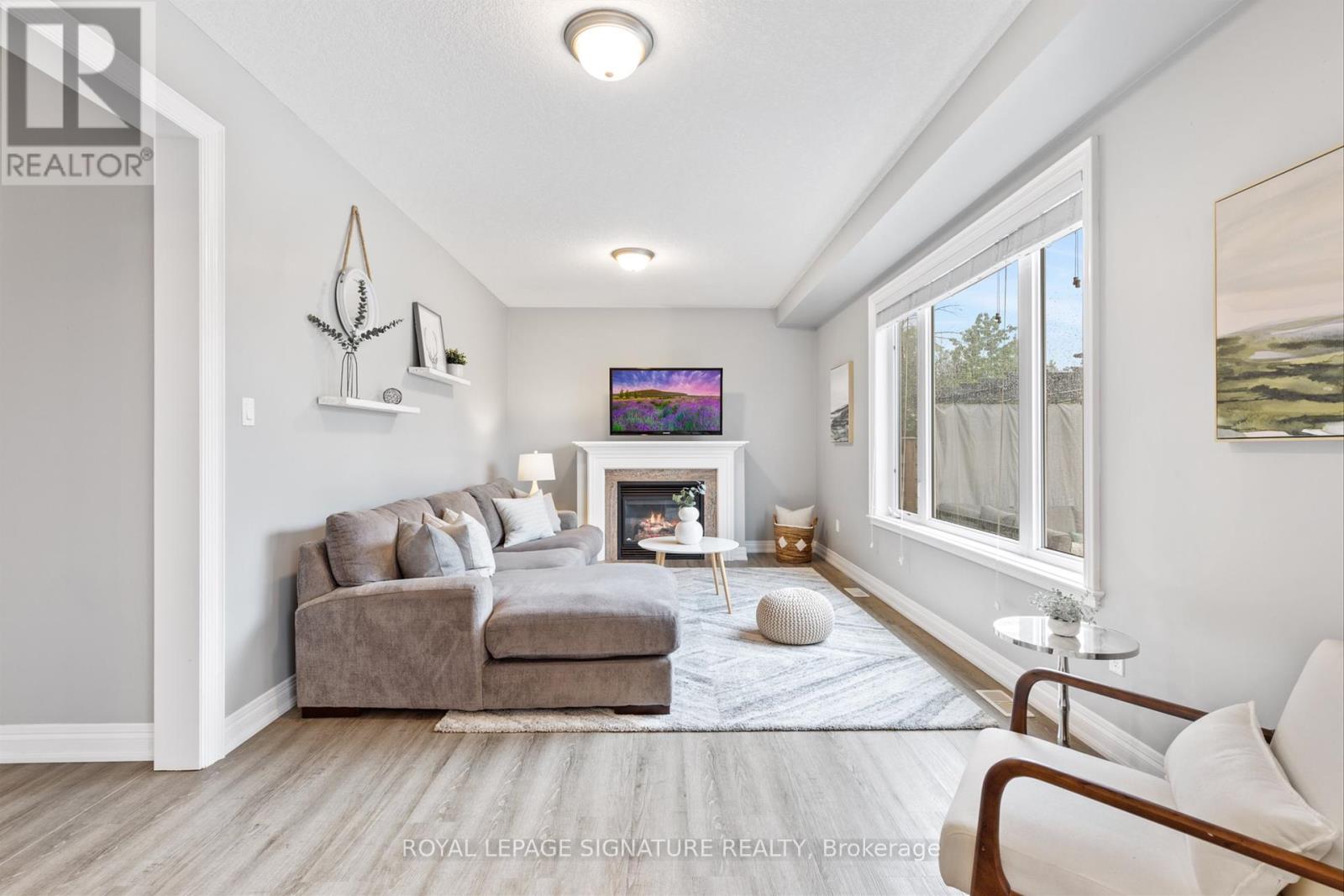 Photo 4 of 1668 Metro Road, Georgina ON
