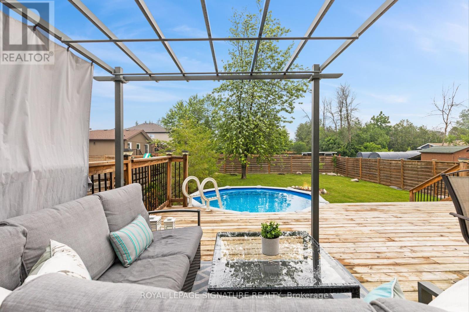 Photo 5 of 1668 Metro Road, Georgina ON