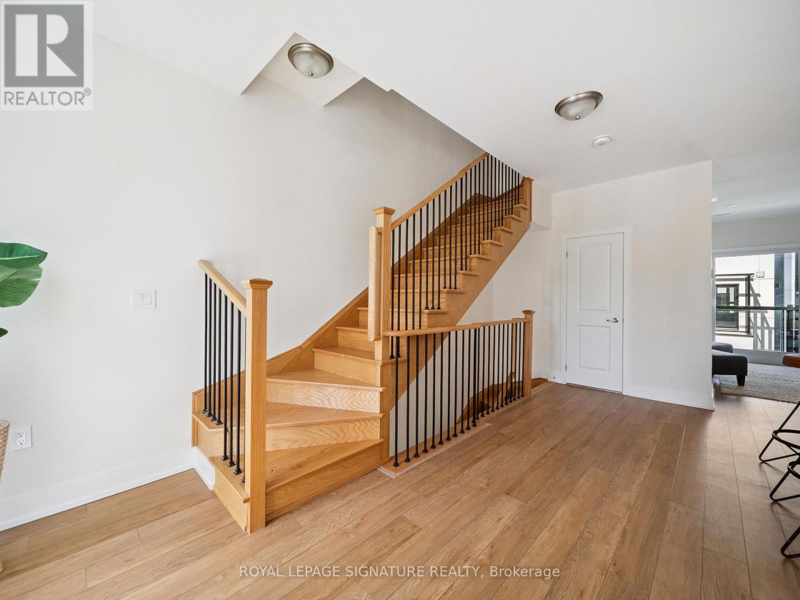 Photo 31 of 18 Bru Lor Lane, Orillia ON