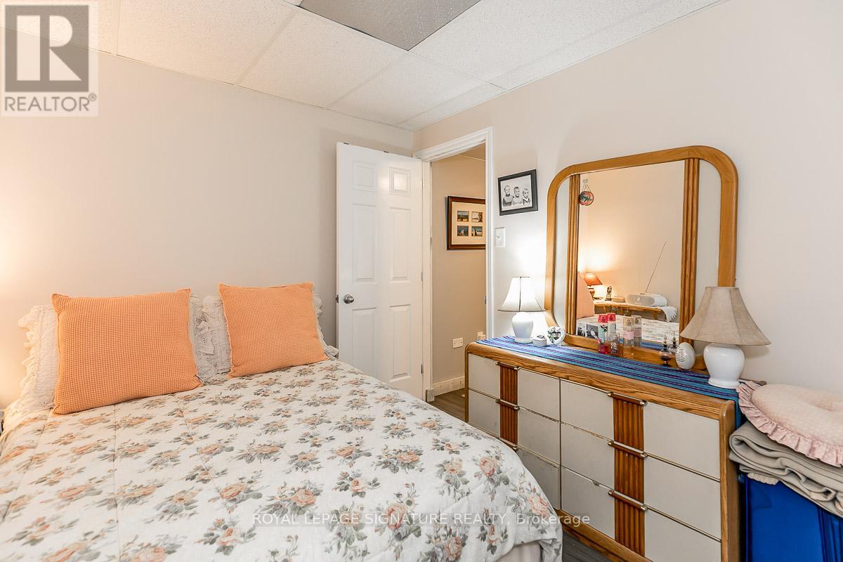 Photo 27 of 1032 Baseline Road, Gravenhurst ON