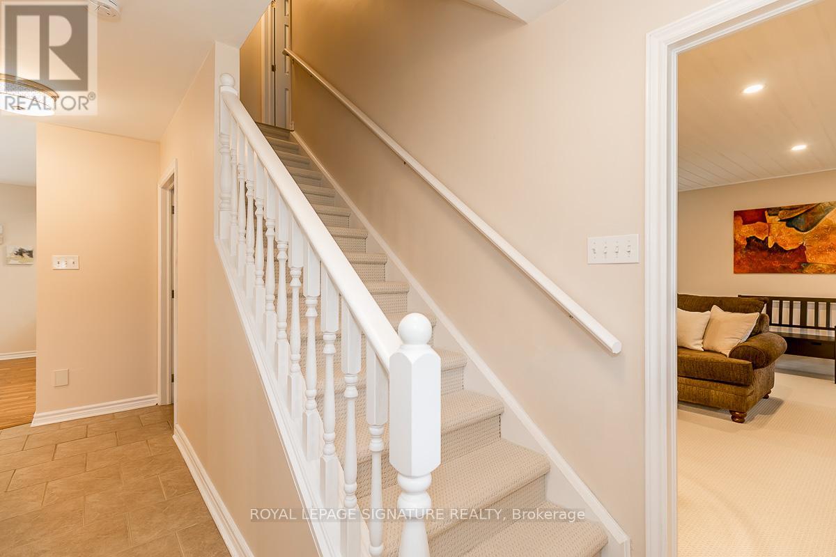 Photo 40 of 1032 Baseline Road, Gravenhurst ON