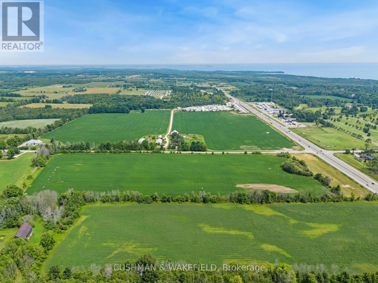 Photo 7 of 136 Line 10 N, Oromedonte ON
