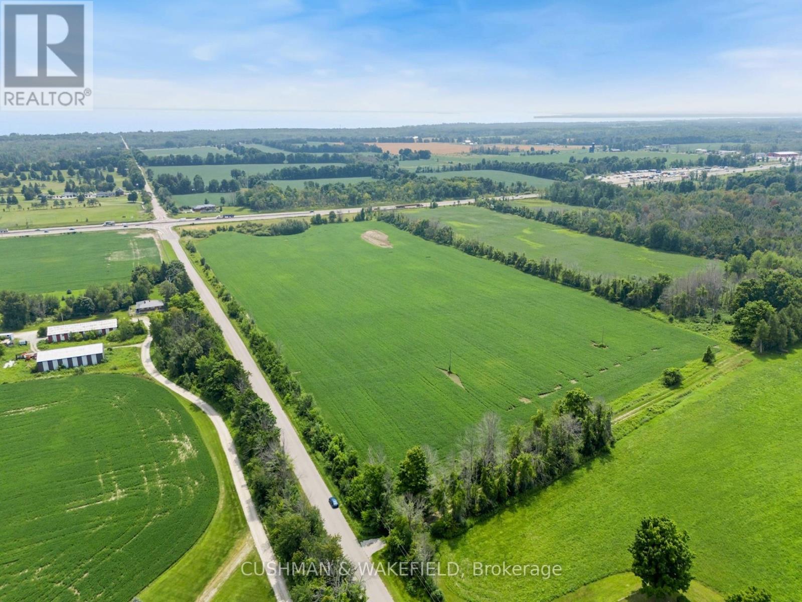 Photo 4 of 136 Line 10 N, Oromedonte ON