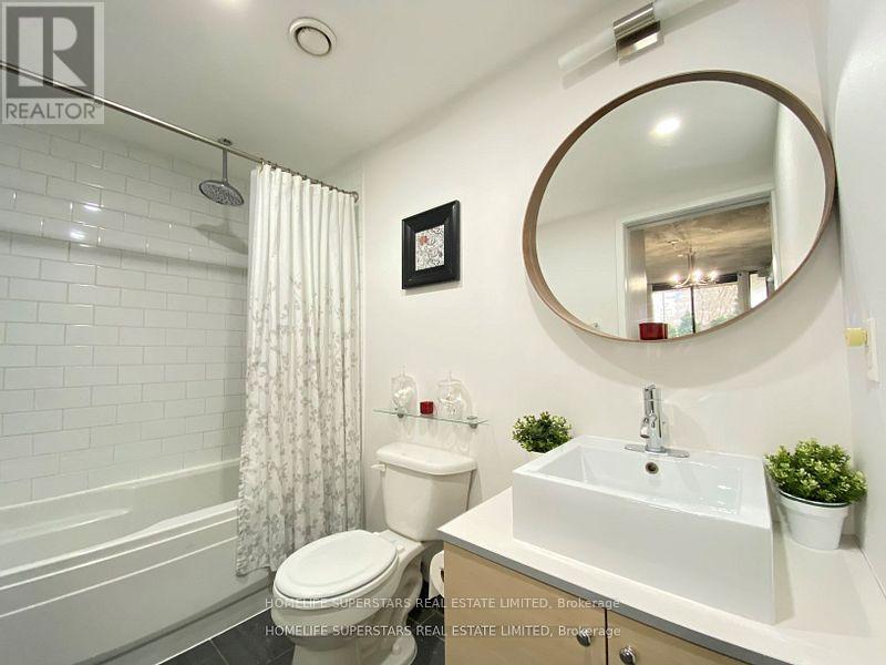 Photo 18 of 101 60 Niagara Street, Toronto ON