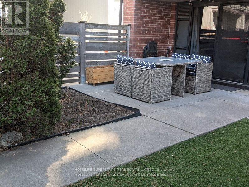 Photo 8 of 101 60 Niagara Street, Toronto ON