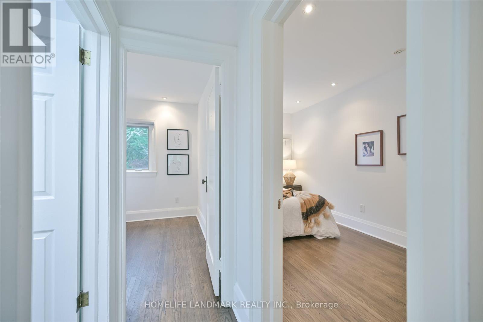 Photo 32 of 26 Birdsall Avenue, Toronto ON