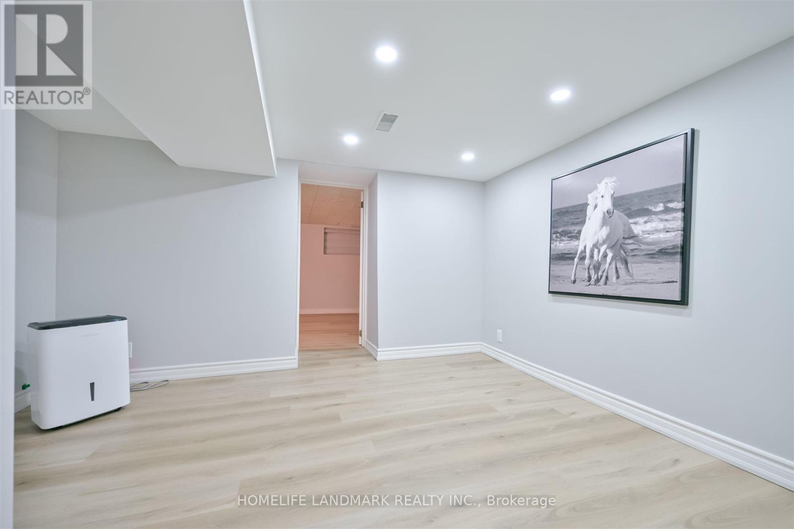 Photo 36 of 26 Birdsall Avenue, Toronto ON