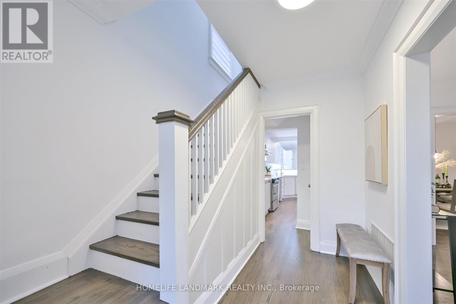 Photo 6 of 26 Birdsall Avenue, Toronto ON
