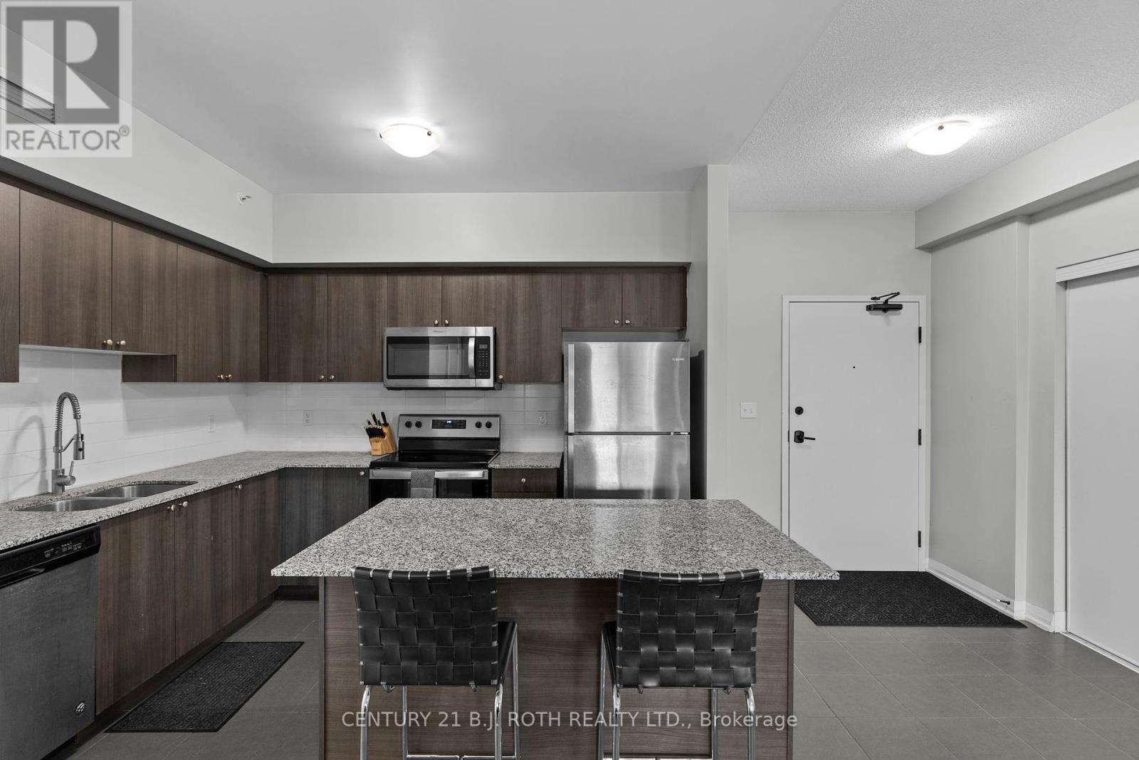 Photo 4 of 204 20 Koda Street, Barrie ON