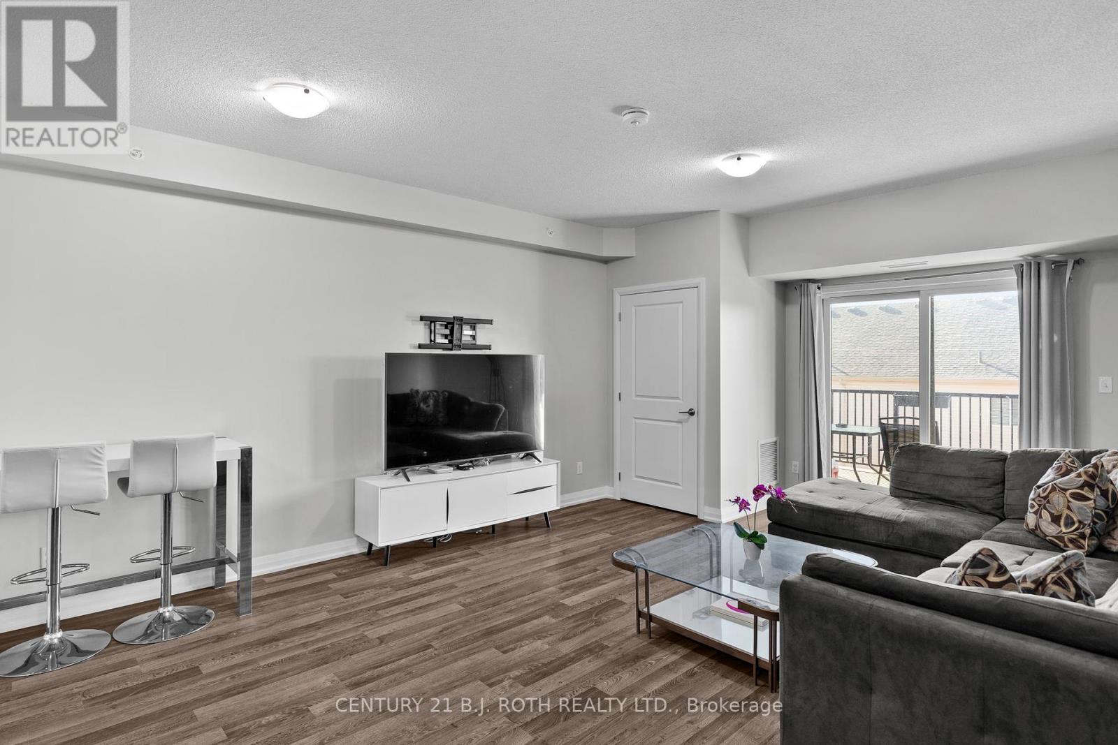 Photo 26 of 204 20 Koda Street, Barrie ON