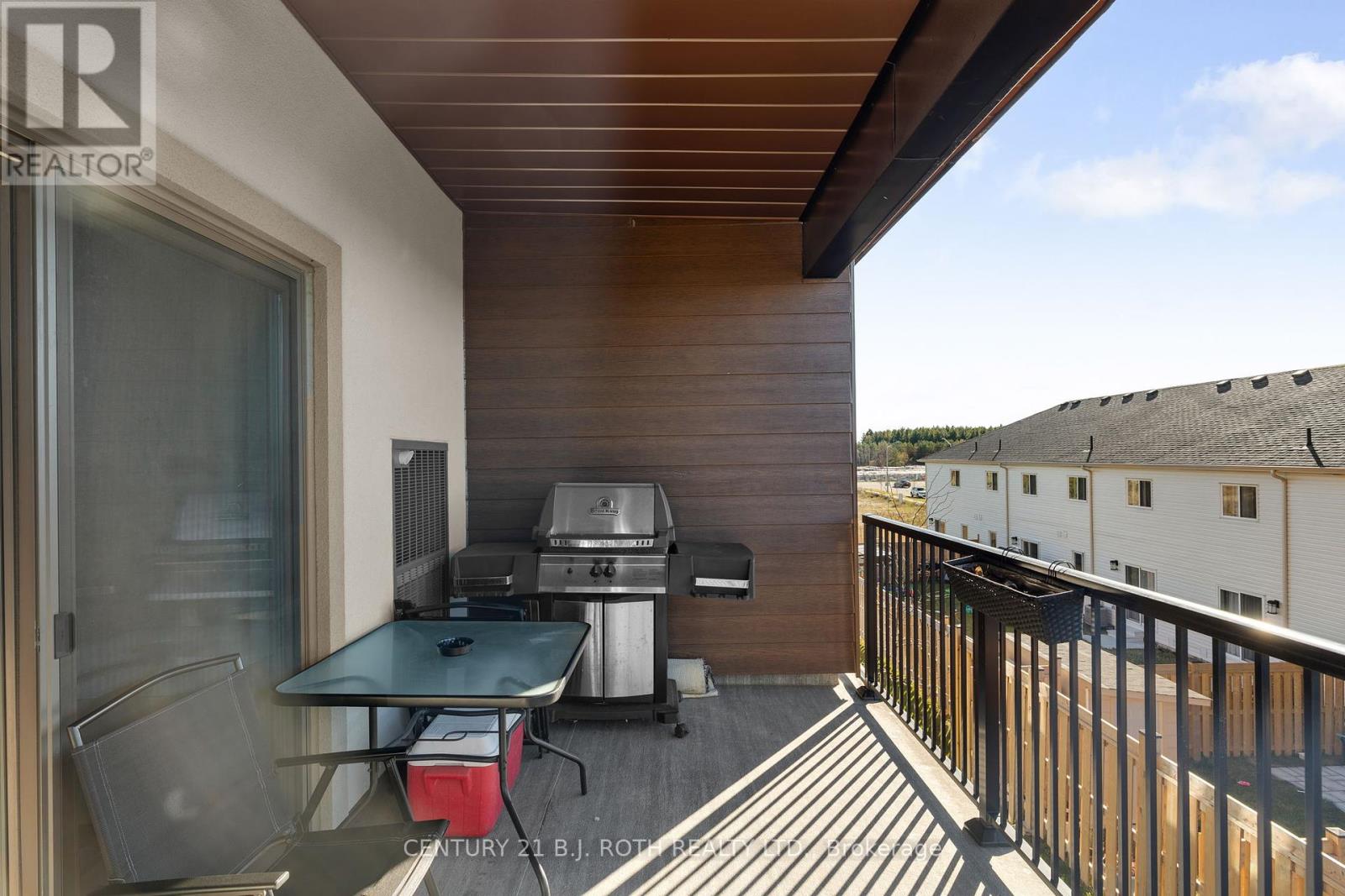 Photo 9 of 204 20 Koda Street, Barrie ON
