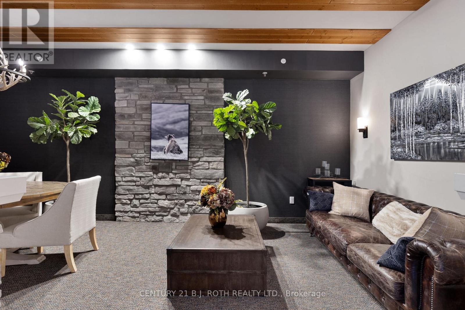 Photo 12 of 204 20 Koda Street, Barrie ON