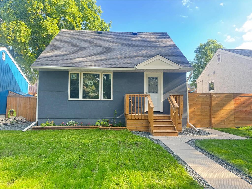 Photo 1 of 850 Ebby Avenue, Winnipeg MB